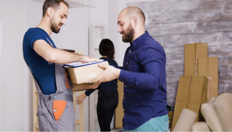 With Melbourne house removals, courier pick-ups, and furniture movers, you can move wisely.